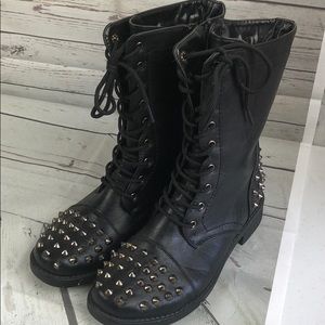 Forever Combat boots women sz 6.5
